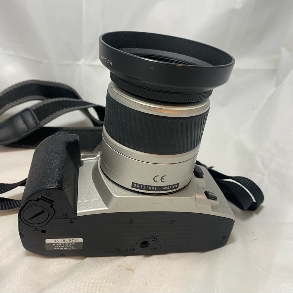 Minolta Maxxum Stsi 35mm Camera w/ 28-80mm Lens Working Used No Battery - Picture 7 of 7